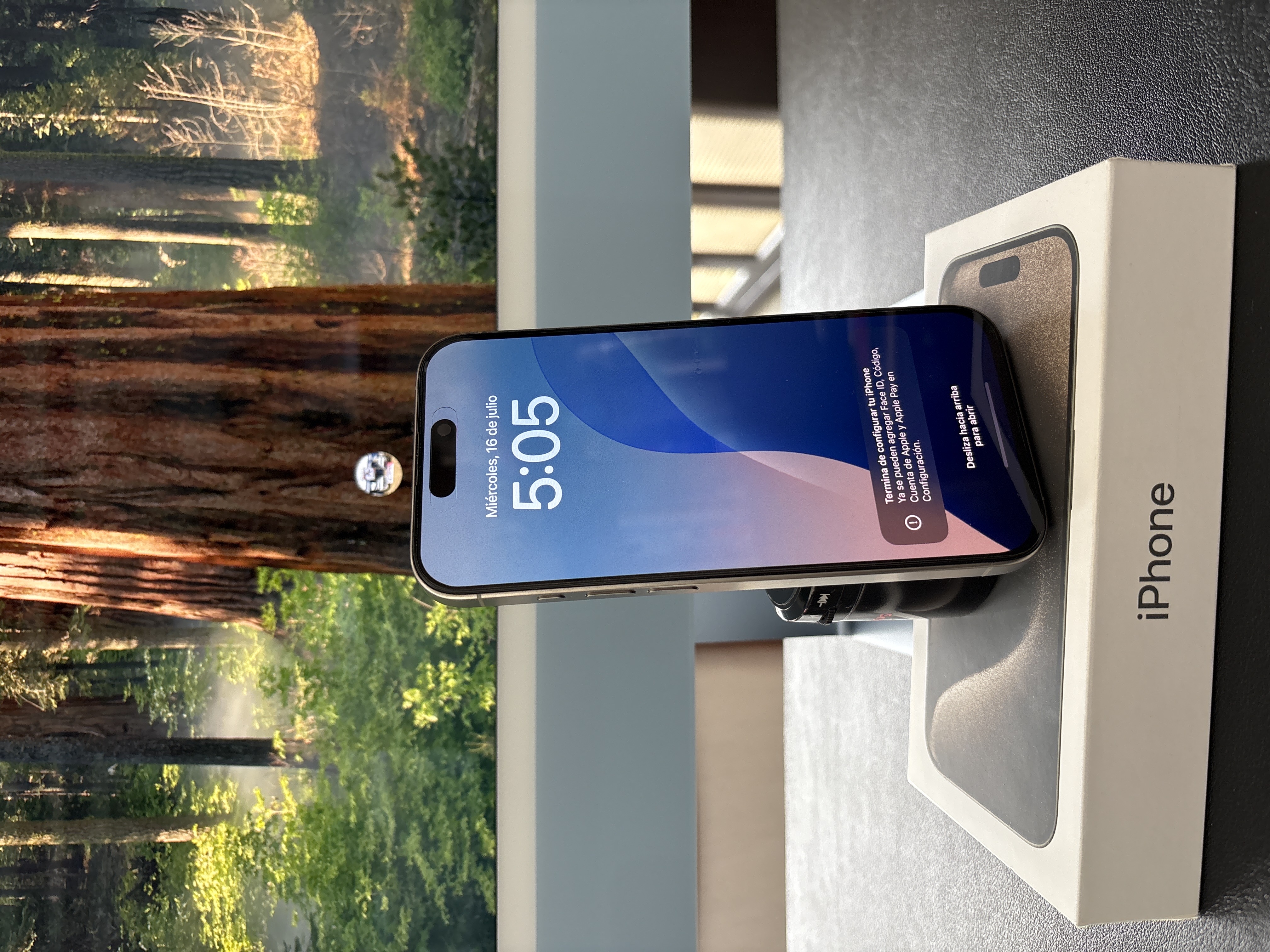 celulares y tabletas - iPhone 15 Pro 0