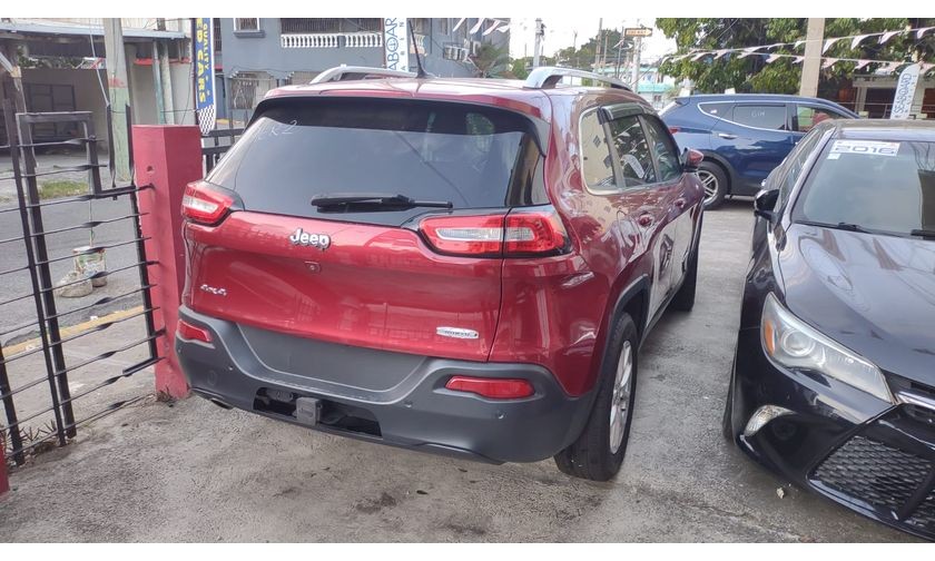 jeepetas y camionetas - Jeep Cherokee 2017 Gasolina 1