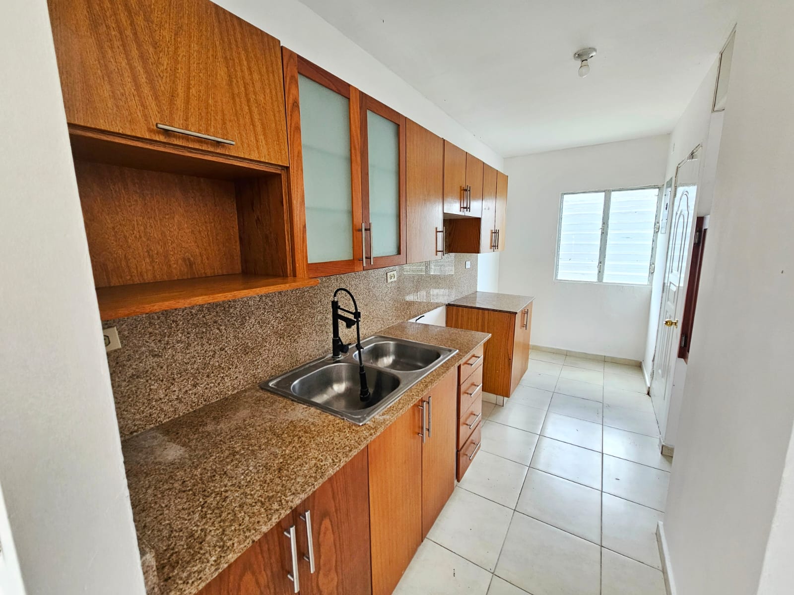 apartamentos - Apartamento en Venta 4to Piso con Amplia Terraza 1