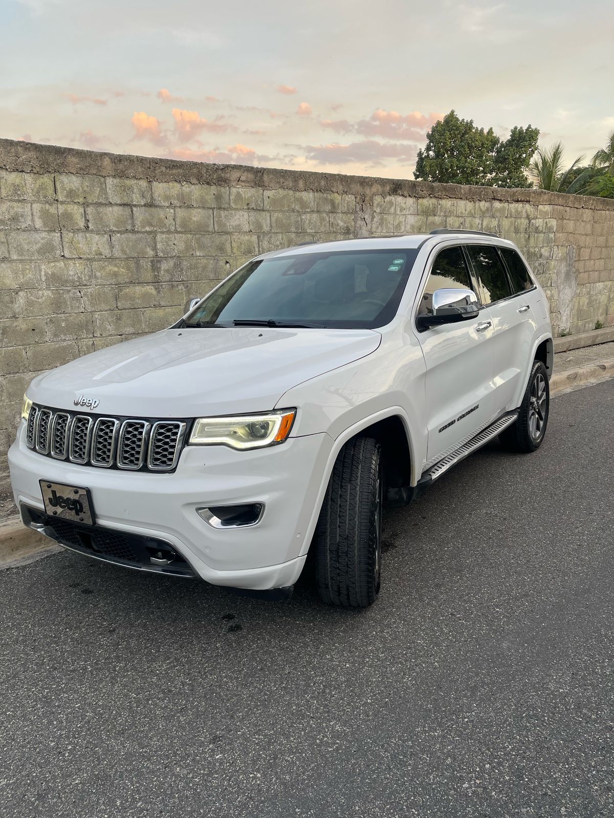 jeepetas y camionetas - grand cherokee Overland 2017 2