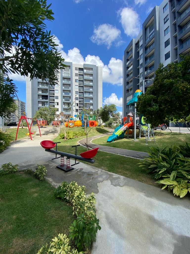 apartamentos - Apartamento con Piscina y Area de Niños en Ave. Hispanoamericana 