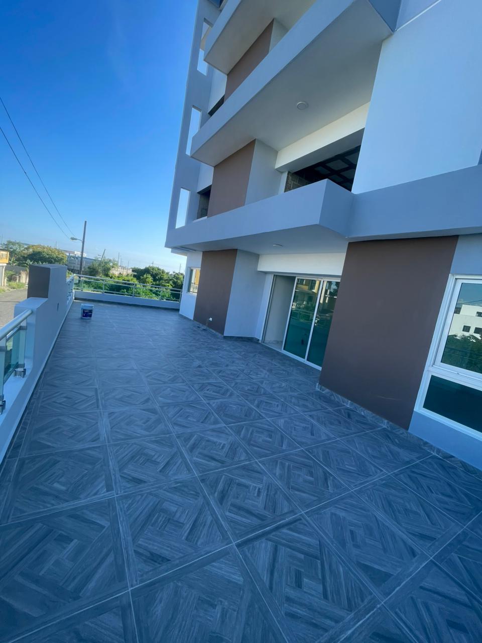 apartamentos - Apartamentos con 2 parqueos y grandes. Renacer 8