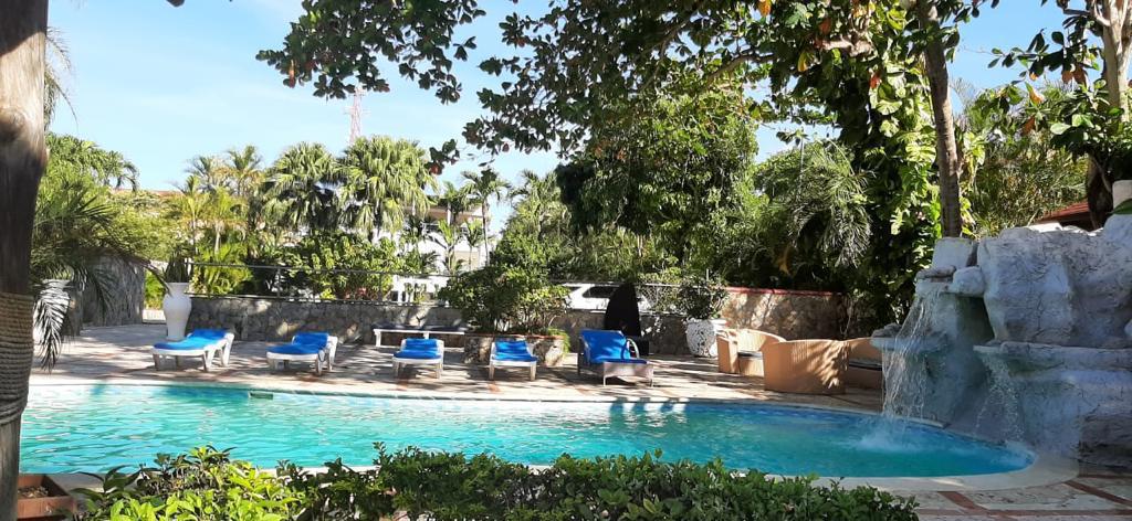 casas vacacionales y villas - SE VENDE Propiedad en área de playa “Juan Dolio-San Pedro de Macoris 5
