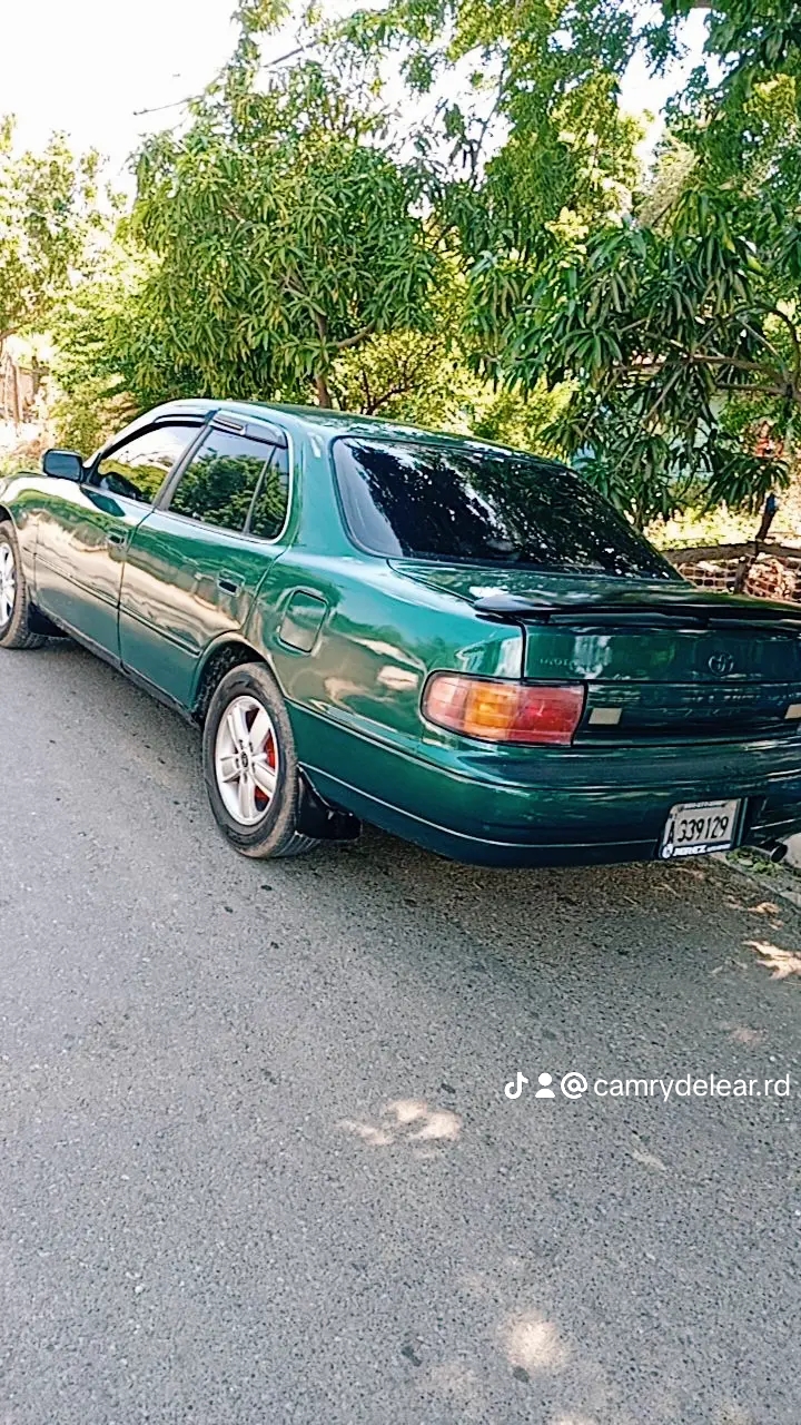carros - Vendo Toyota camry 93 170,000 negociable en muy bu 5