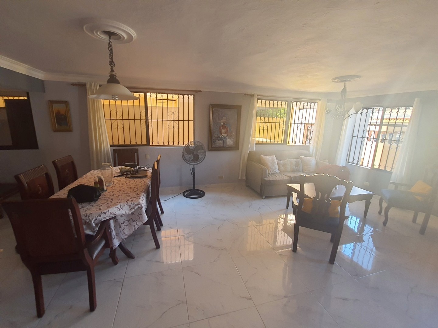 casas - Se vende casa en Av. Independencia  0