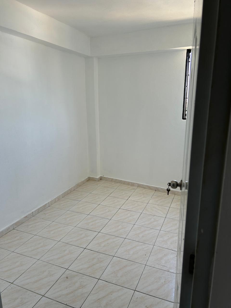 apartamentos - Se alquila en Ens. Quisqueya. 0