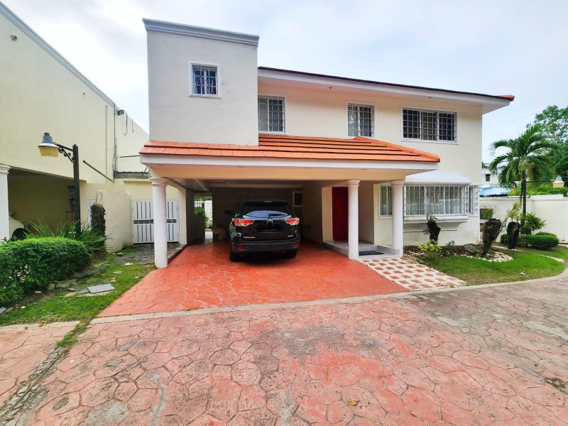 casas - Casa en las laderas de arroyo hondo  8