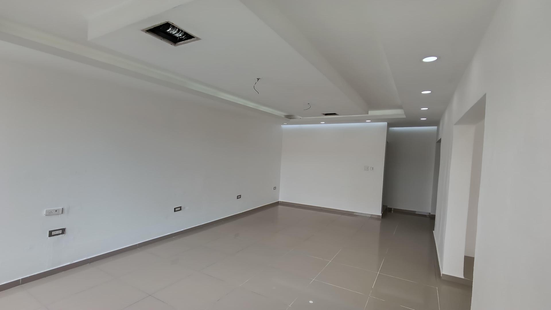 oficinas y locales comerciales - El Enriquillo se alquila local en 2do Nivel 120 Mts 2