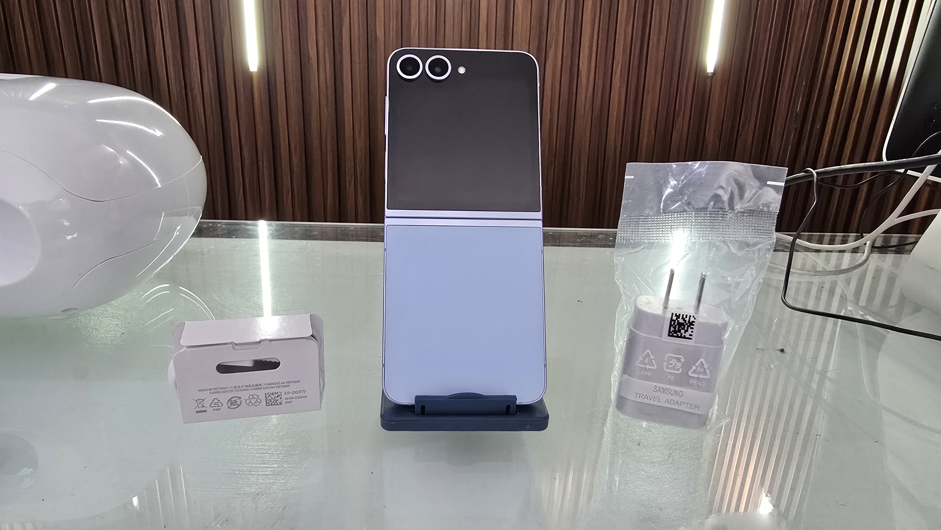 celulares y tabletas - Samsung Galaxy Z Flip 6 256GB 12GB Ram Blue Azul 2