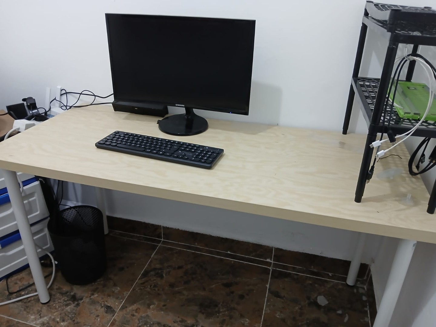 muebles y colchones - Escritorio 1