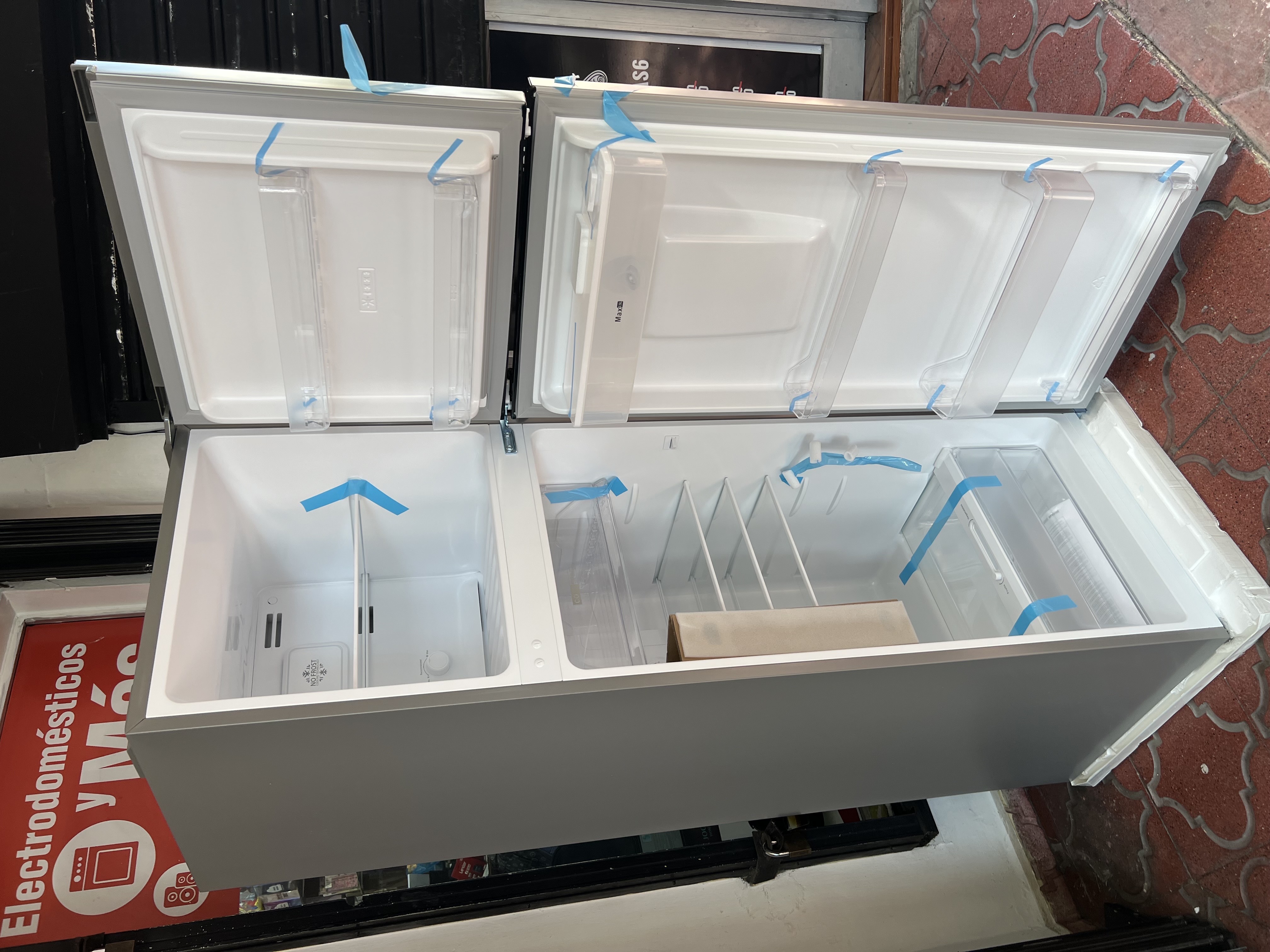 electrodomesticos - Nevera Whirlpool 9 P.C Con Dispensador WT32209D NUEVA Tecnología Xpert Inverter  0