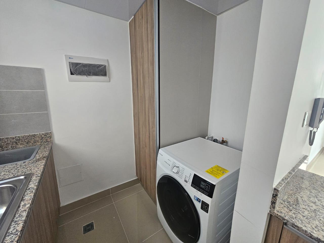 apartamentos - Renta Apartamento con Linea Blanca a Estrenar Epic 4