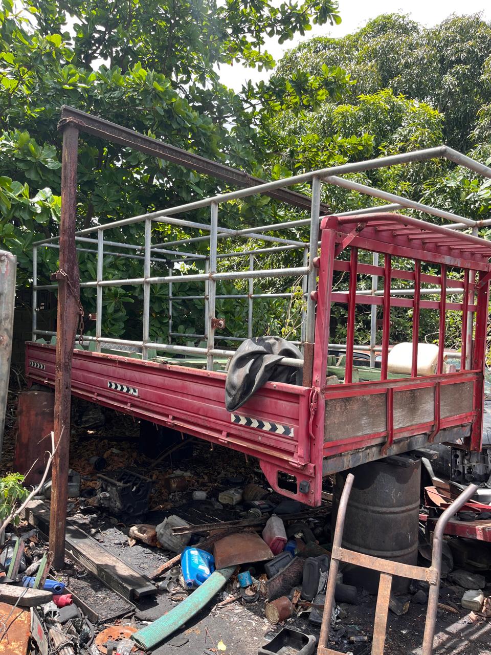 jeepetas y camionetas - VENTA DE CAMIÓN CON TANQUE DE AGUA 8