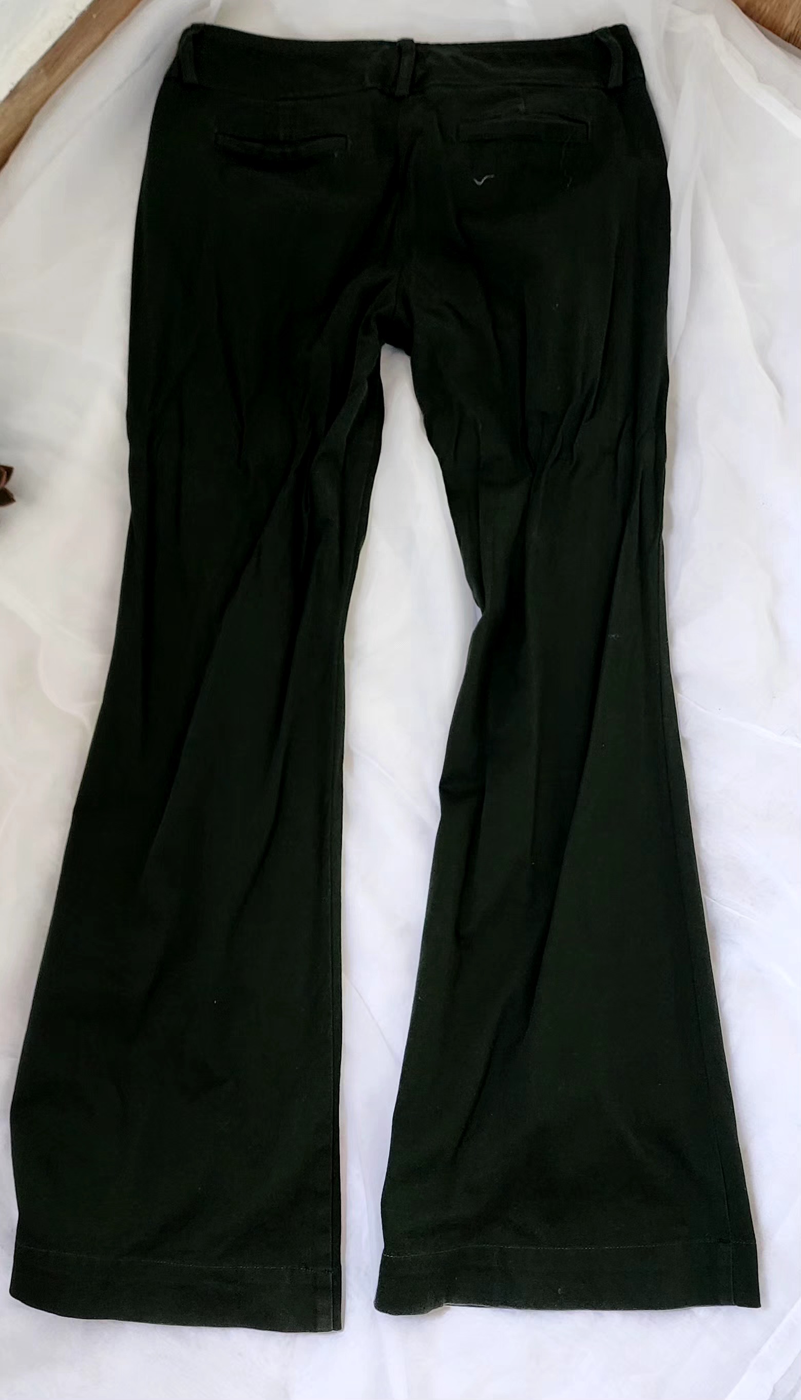ropa para mujer - Pantalón verde oliva  1