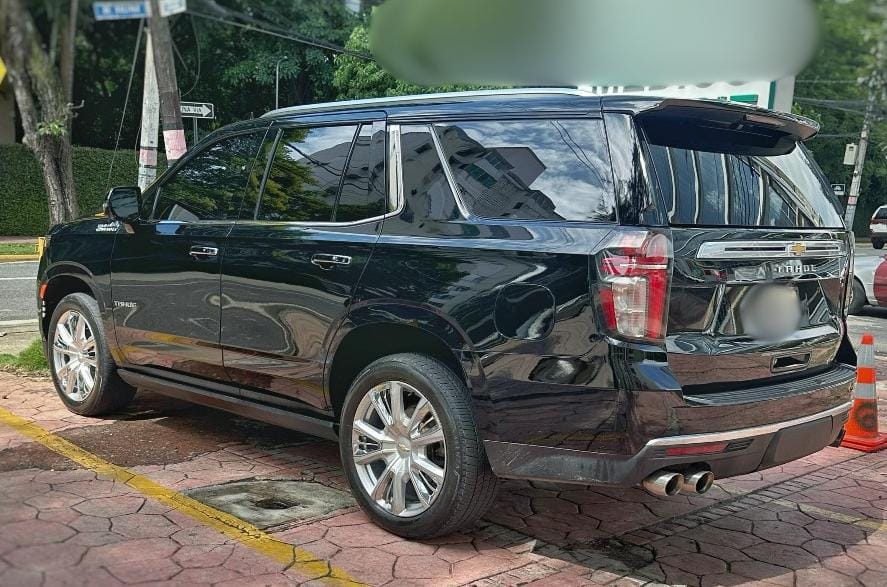 jeepetas y camionetas - Chevrolet tahoe high country2022 – Como nueva, único dueño  3