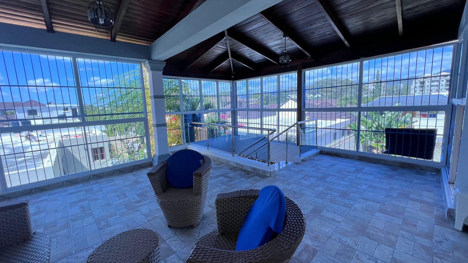 casas - Casa de dos niveles de venta residencial Cerrado 6