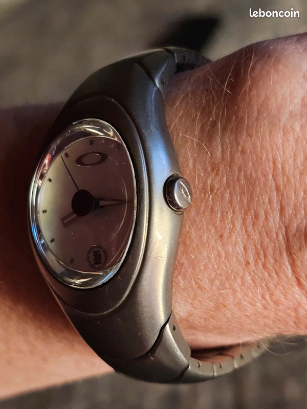 joyas, relojes y accesorios - Reloj Oakley Time bomb de titanio 1