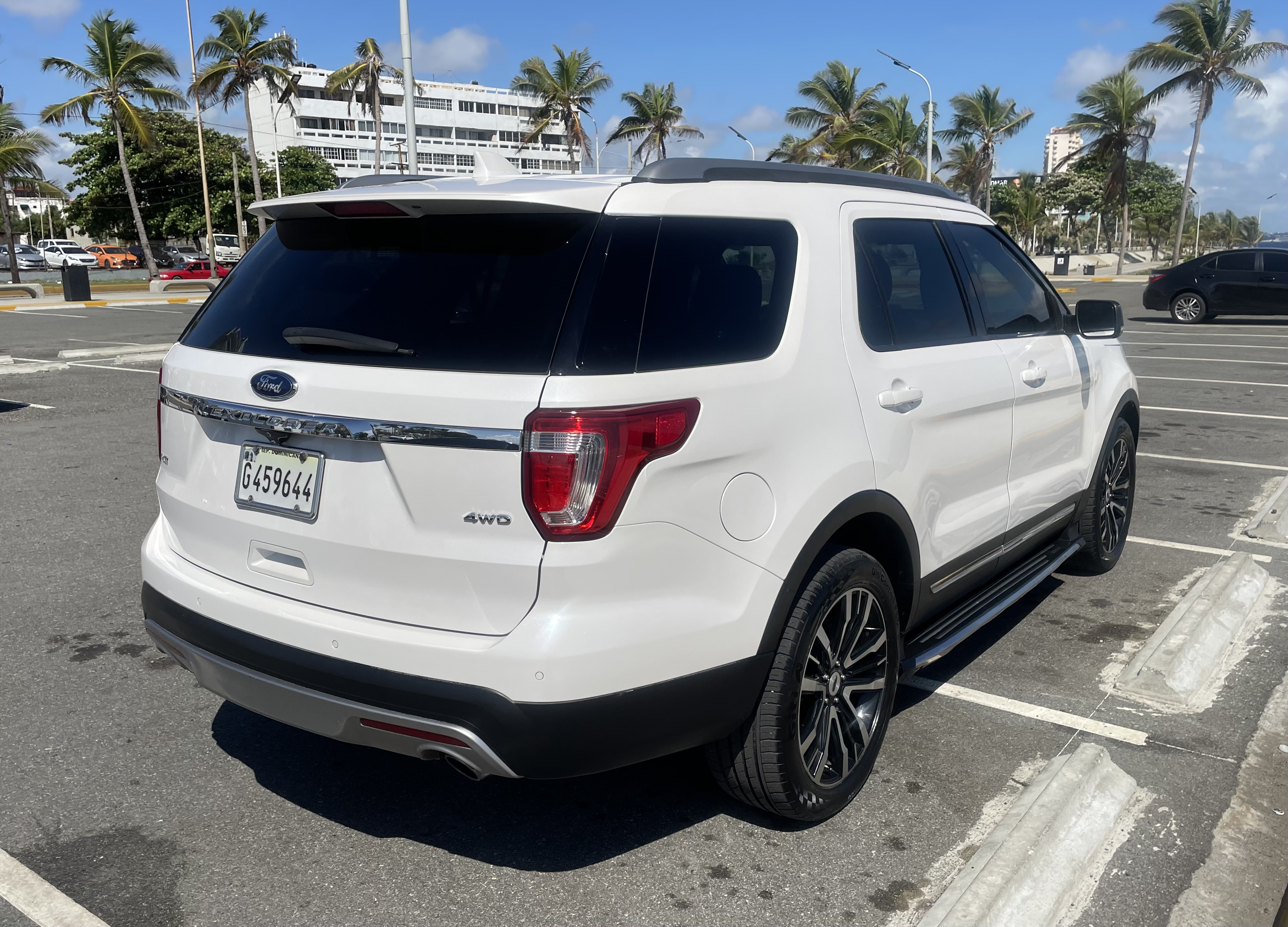 jeepetas y camionetas - Ford Explorer XLT 4WD, Unico Dueño. US19,800 Neg. 1