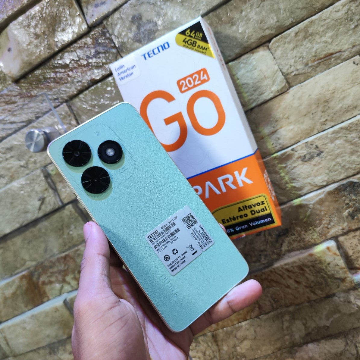 celulares y tabletas - TECNO SPARK GO 2024 0