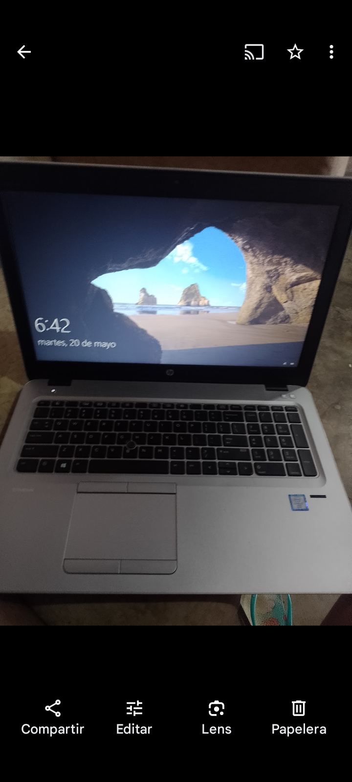 computadoras y laptops - Laptop HP negra brillante  4