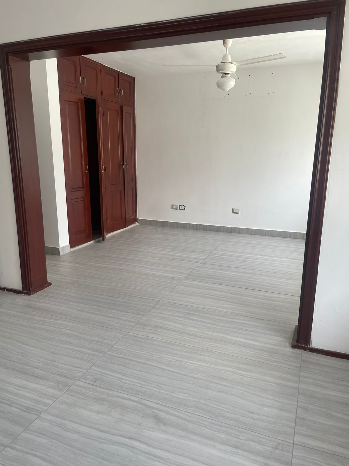 apartamentos - Vendo apto clásico en la Anacaona  178. 15 mts Pis 7