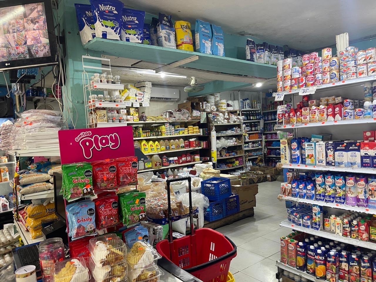 otros inmuebles - venta de Almacén en Santo Domingo este con ingresos mensuales de 4,5millones 0