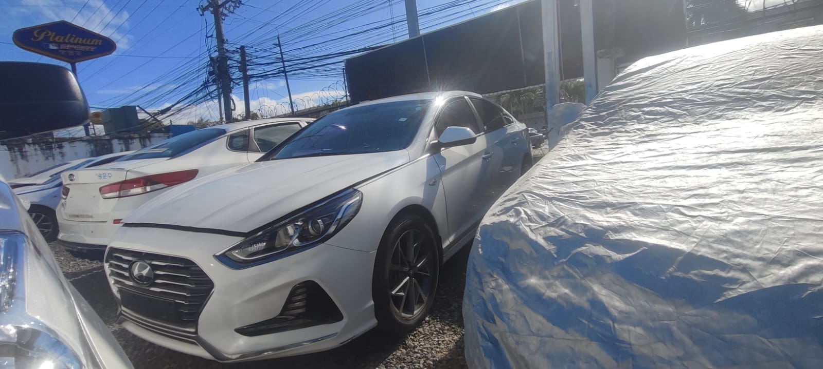 carros - HYUNDAI NEW RISE AÑO 2018 DESDE: RD$710,000.00