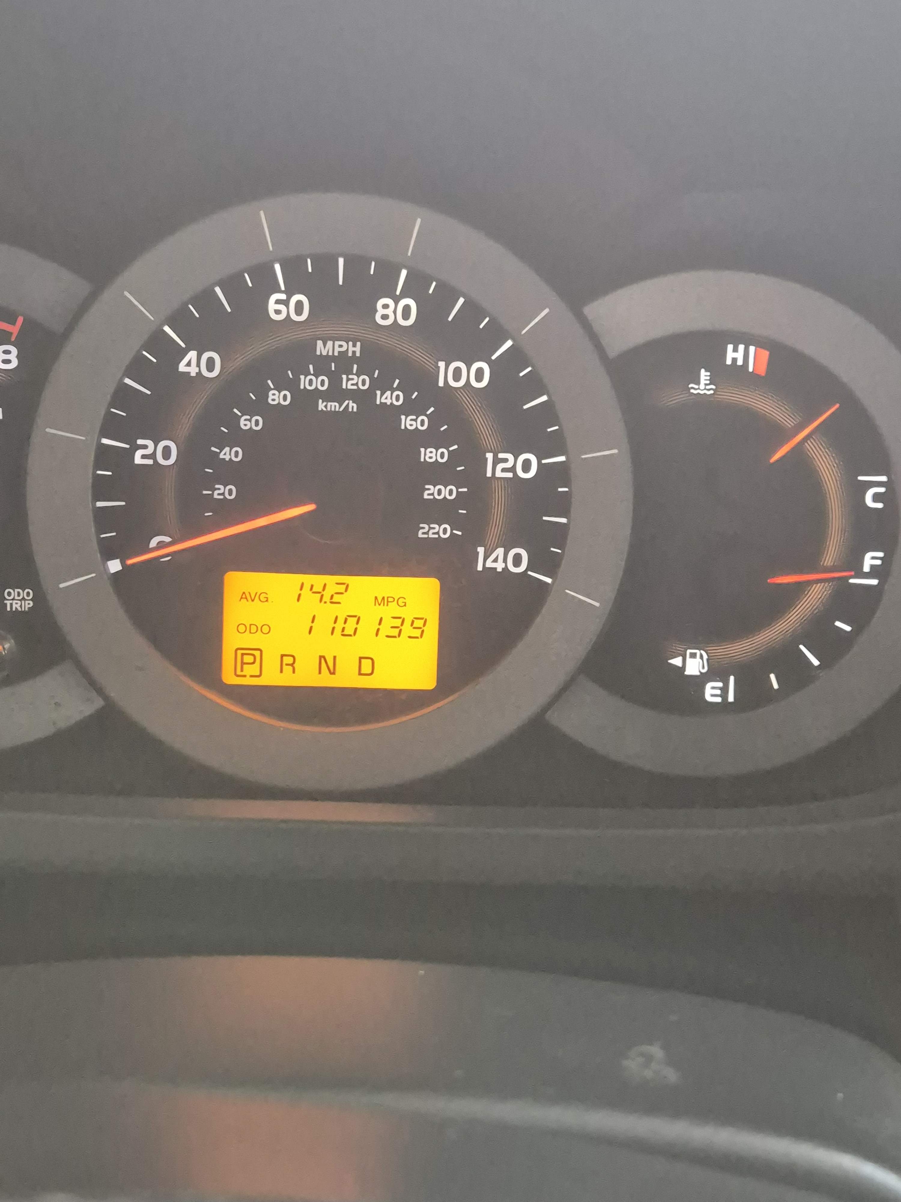 jeepetas y camionetas - VENDO TOYOTA RAV4 8