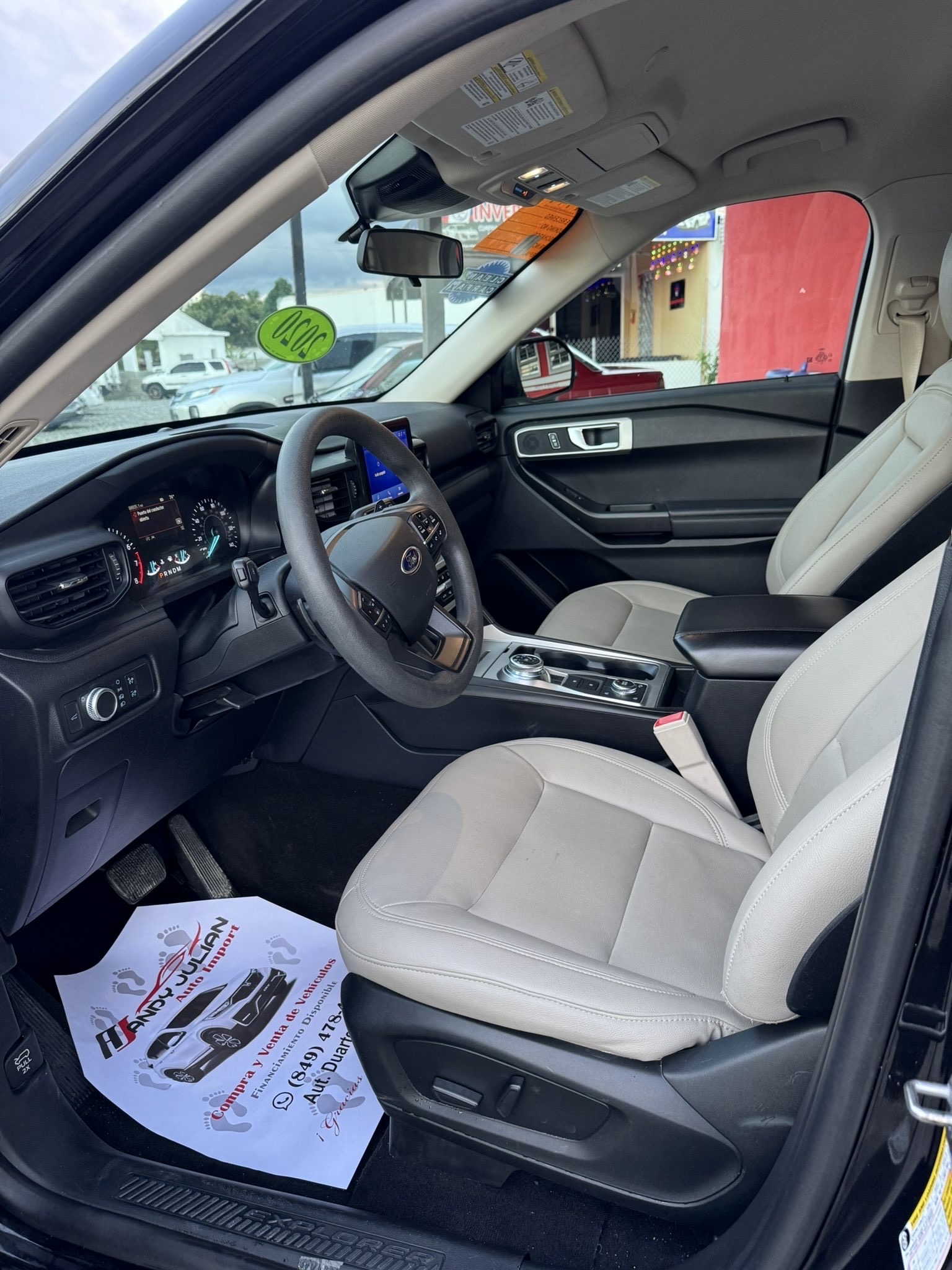 jeepetas y camionetas - Ford explorer XLT 2020
 6