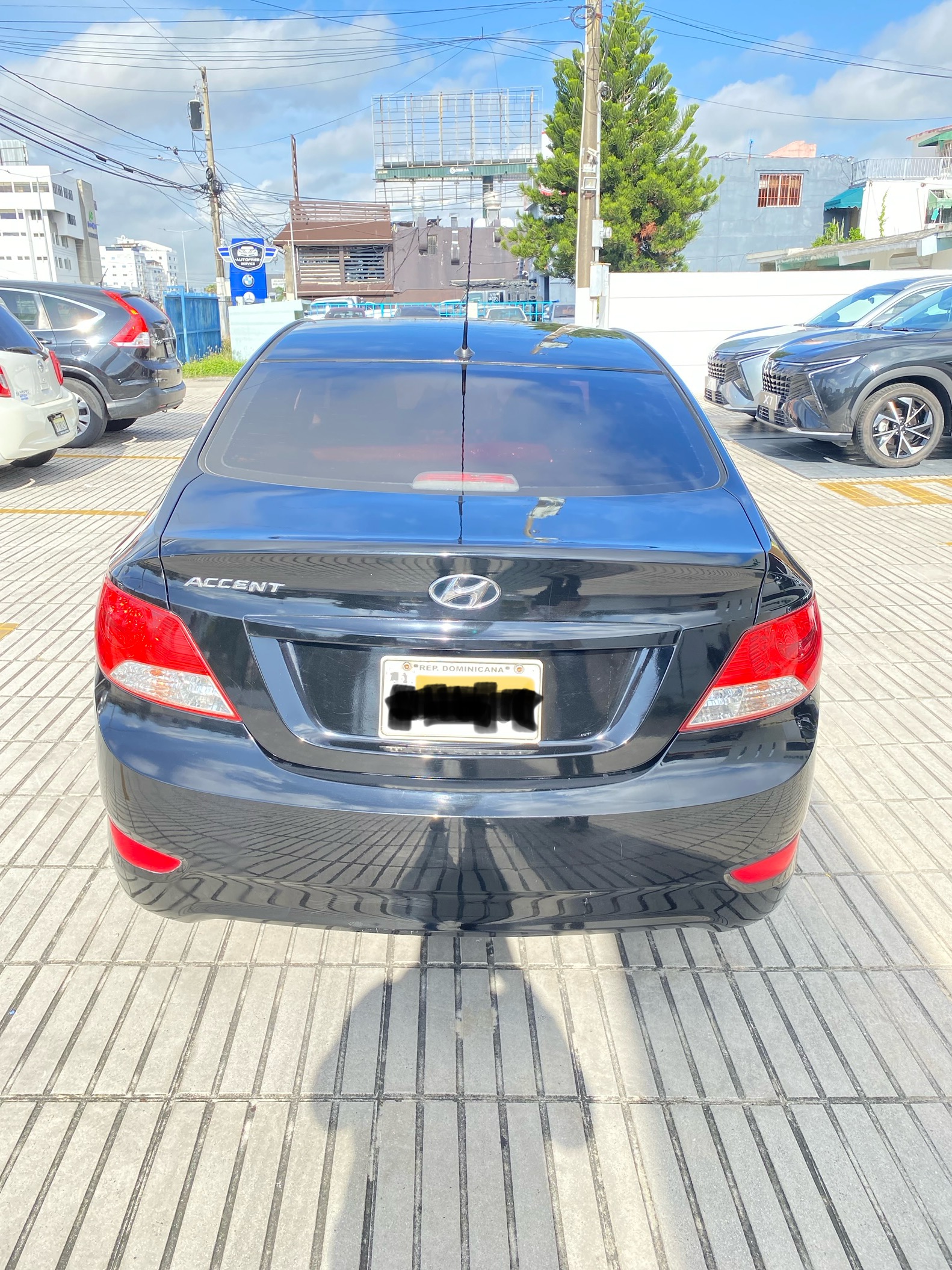 carros - VENDO HYUNDAI ACCENT AMERICANO 2014 (EL FULL) 1