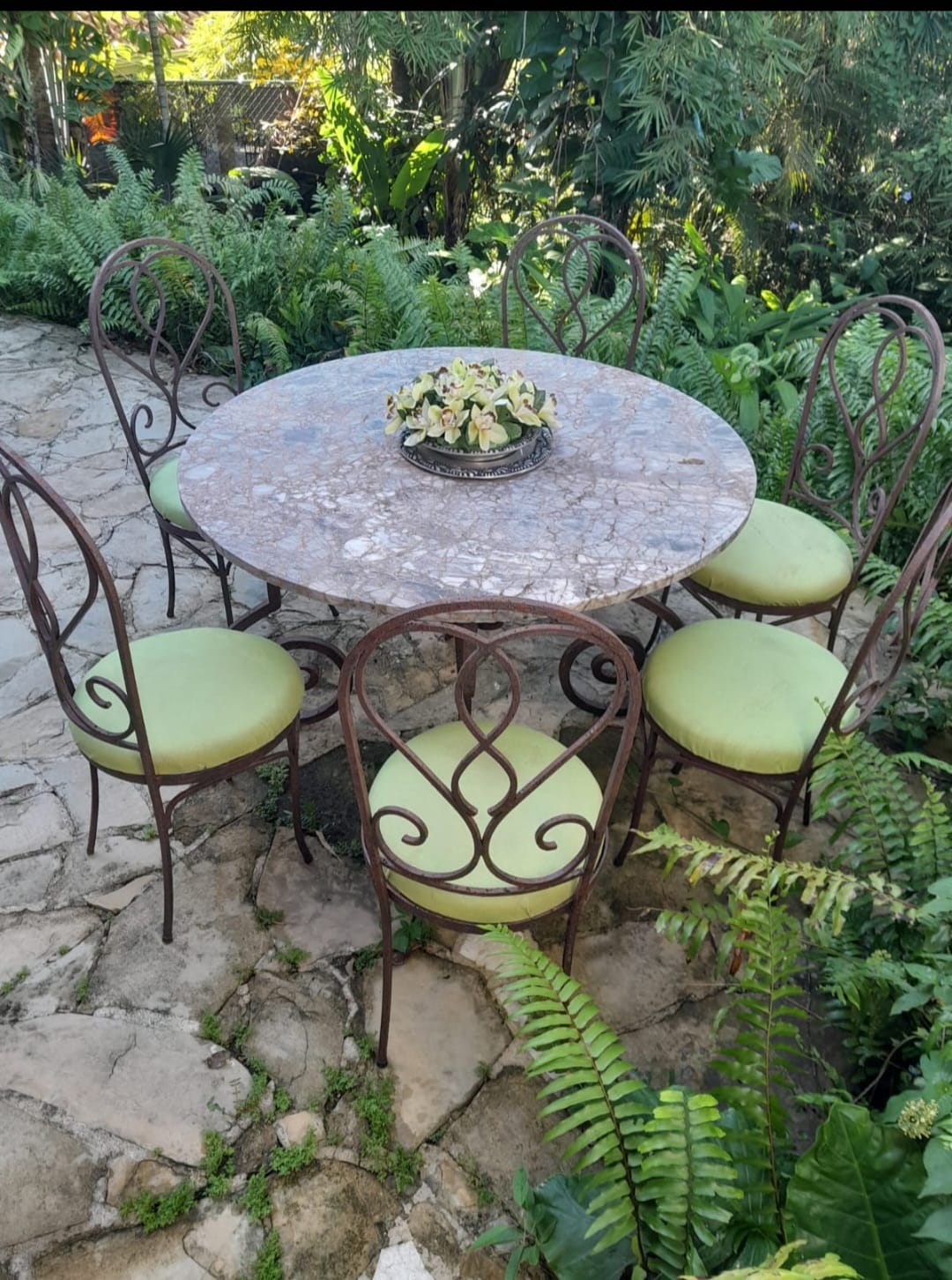 herramientas, jardines y exterior - Comedor en hierro y marmol con 6 sillas