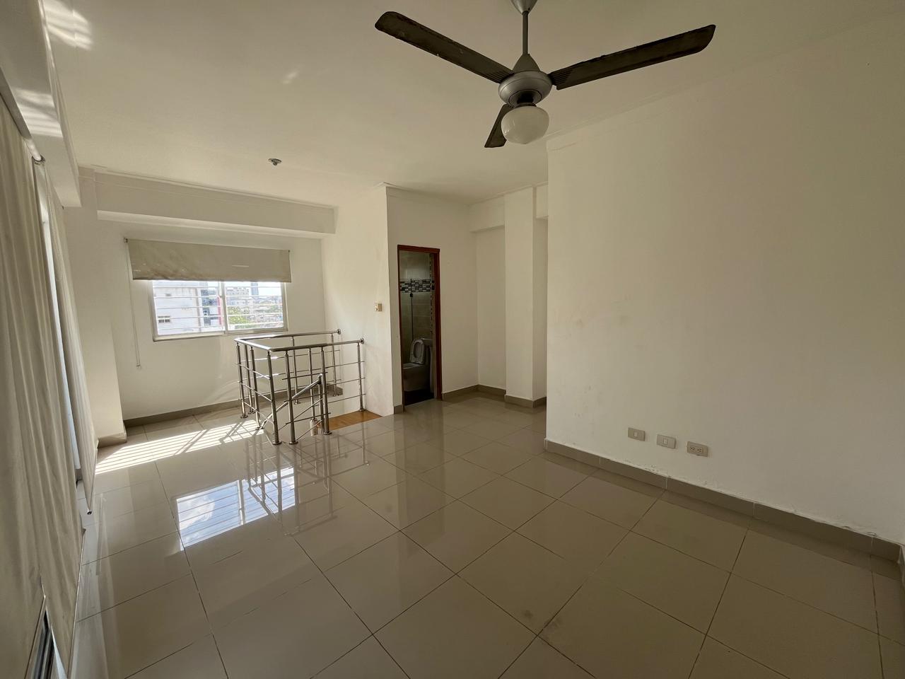 apartamentos - Apartamento en venta con estudio en Renacimiento 4
