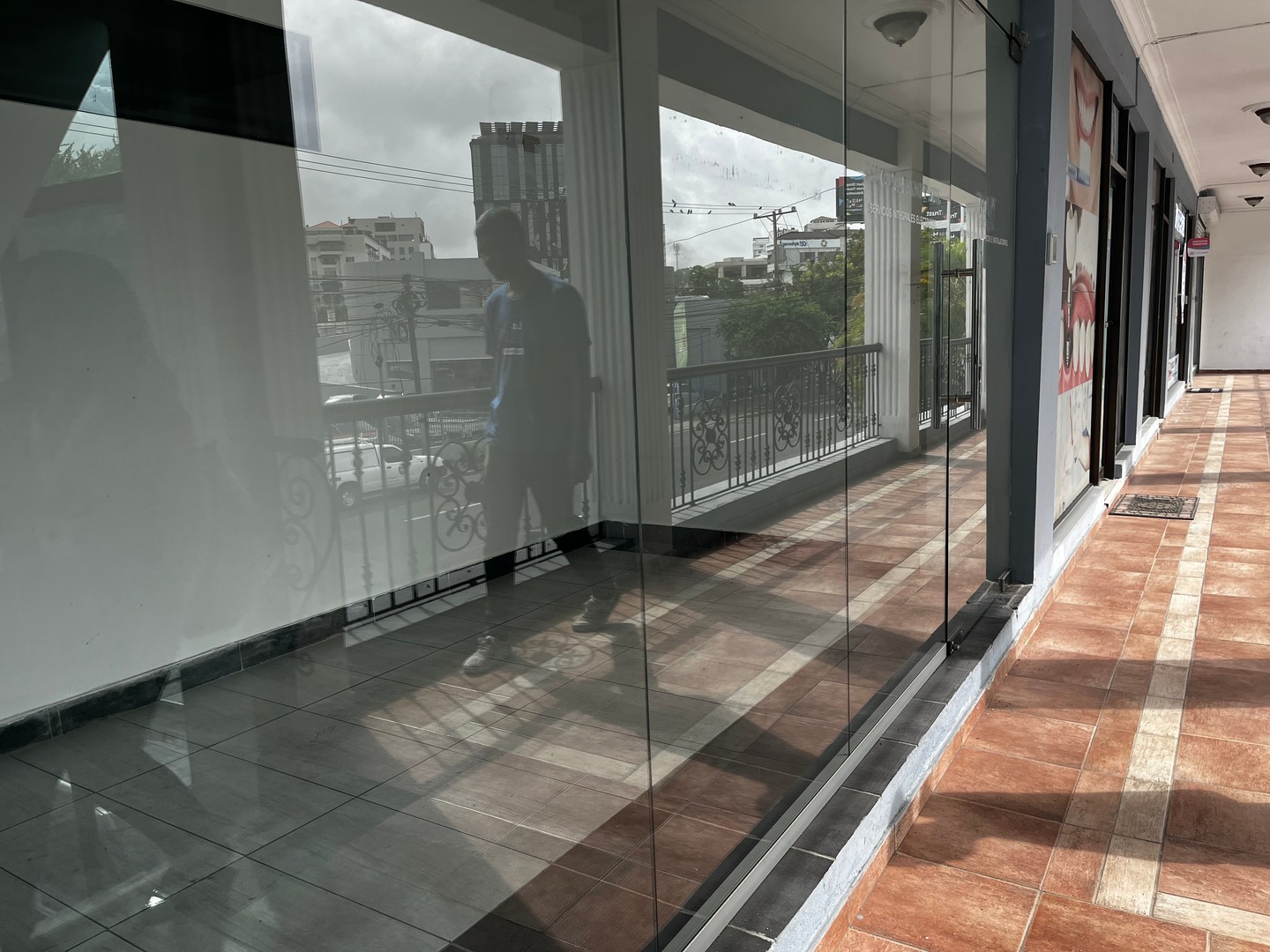 oficinas y locales comerciales - Oficina Alquiler Naco de 120 m2. Segundo Nivel  9
