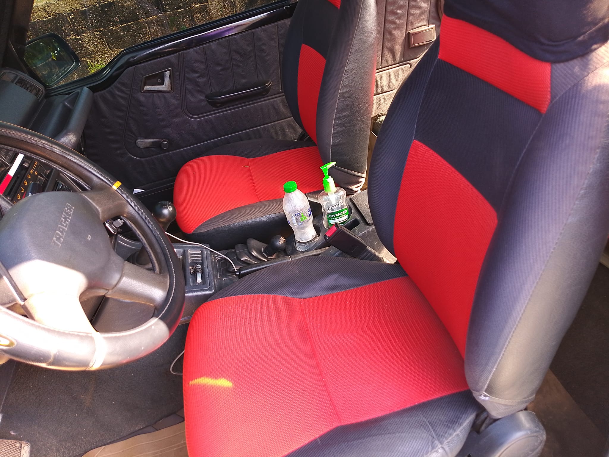 jeepetas y camionetas - Se vende jeep geo 4