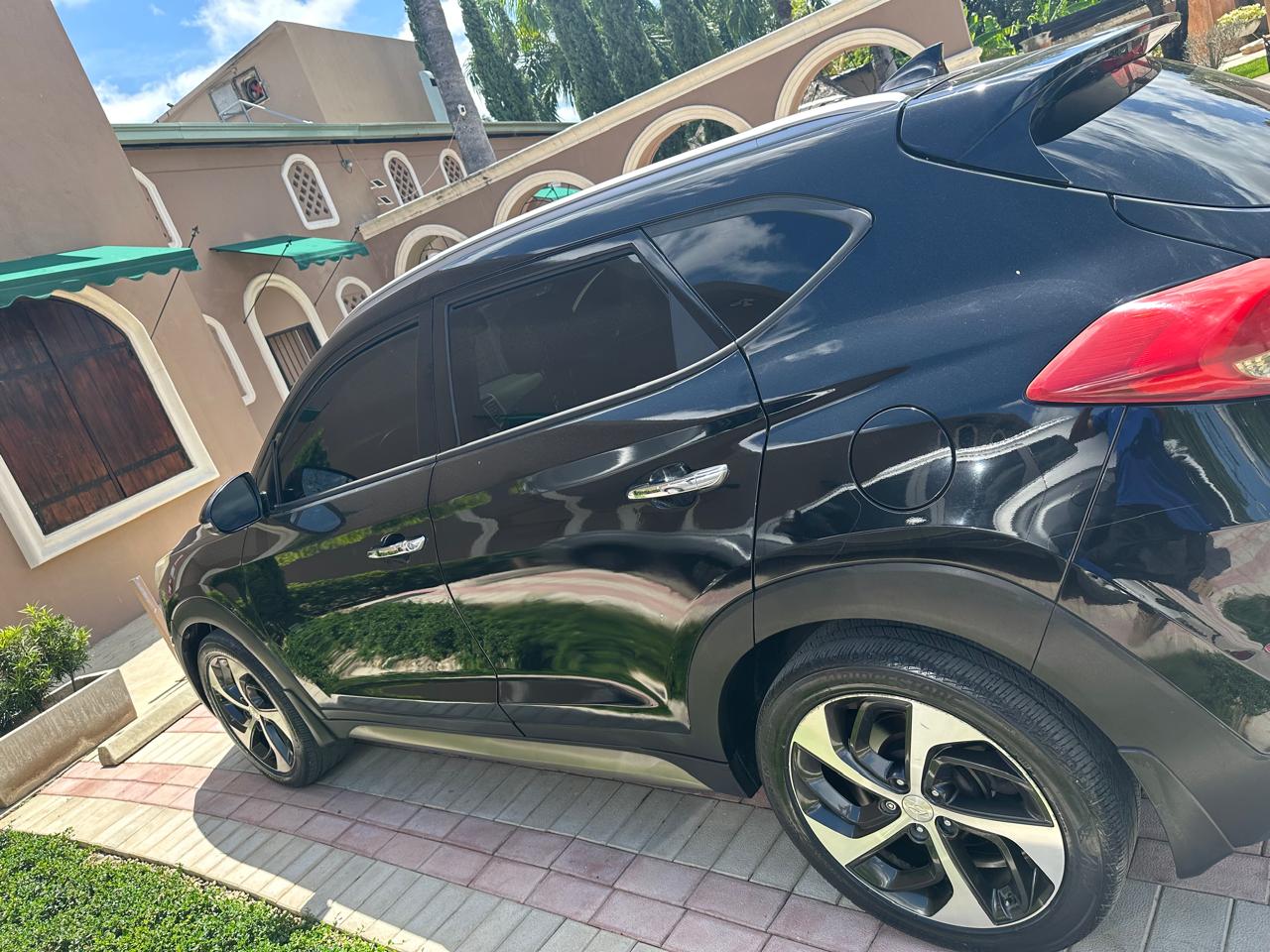 jeepetas y camionetas - jeepeta hyundai en buenas condiciones  1
