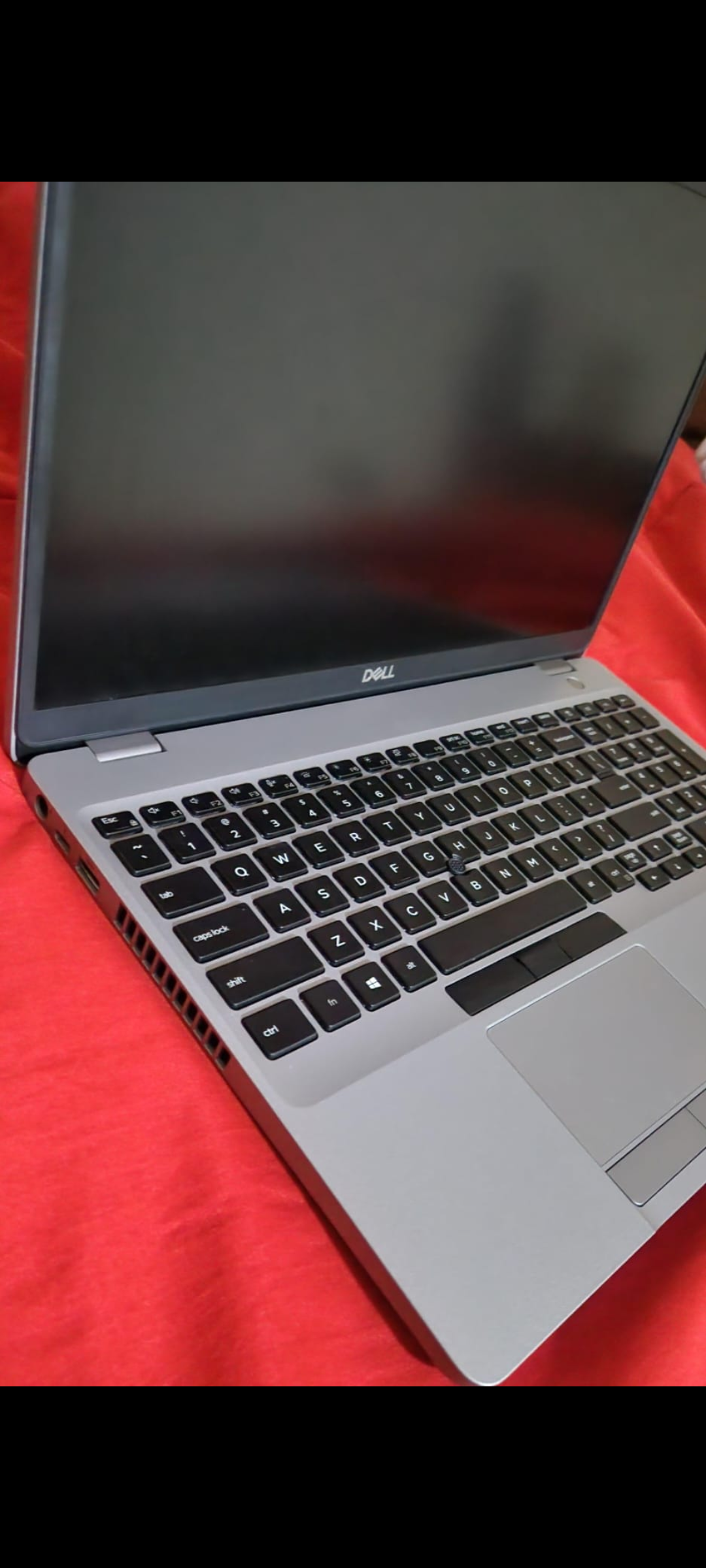 computadoras y laptops - Laptop Dell 3550 i7 10ma Gen NVIDIA  4