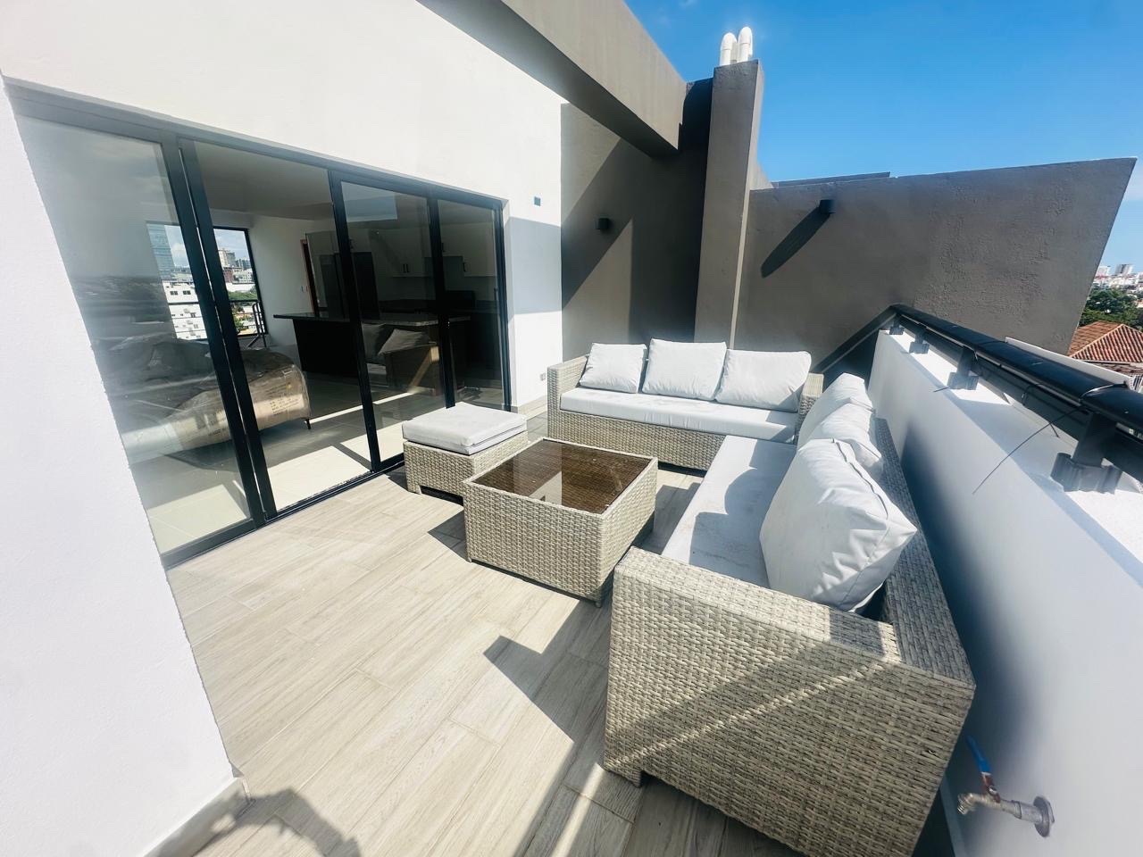 penthouses - Evaristo morales 

Tenemos disponibles PENTHOUSE 2 niveles 
Semi amueblado 

 0