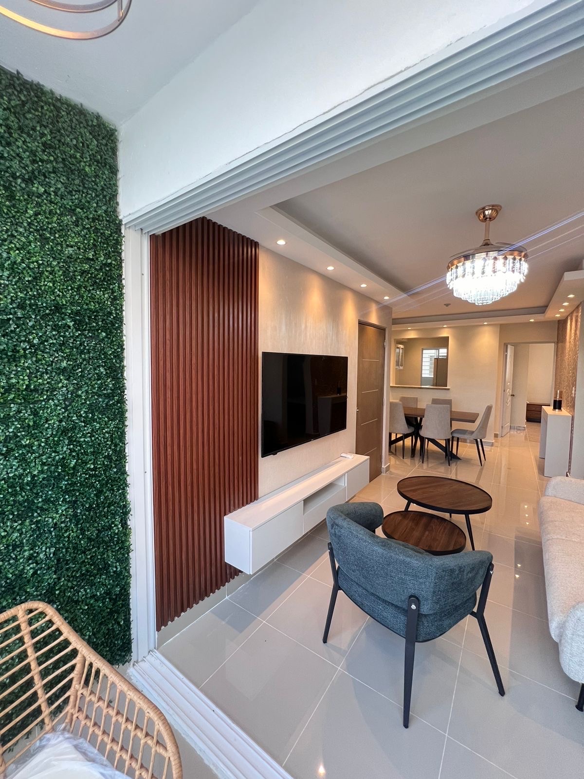 apartamentos - venta de apartamento 4ta con terraza en autopista de san Isidro Santo Domingo  1