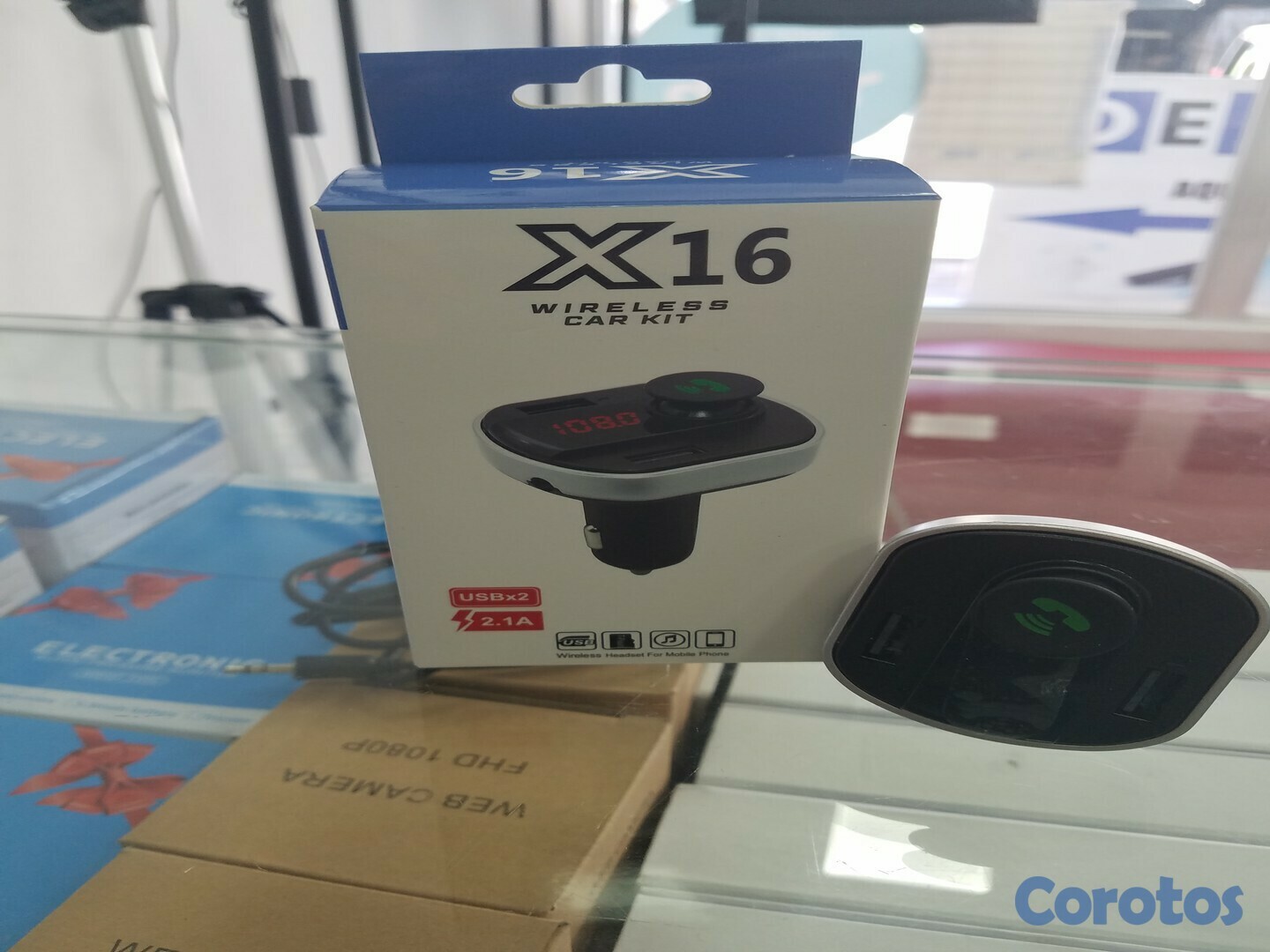 otros electronicos - Adaptador bluetooth vía FM - X16, reproduce música por la radio FM 6