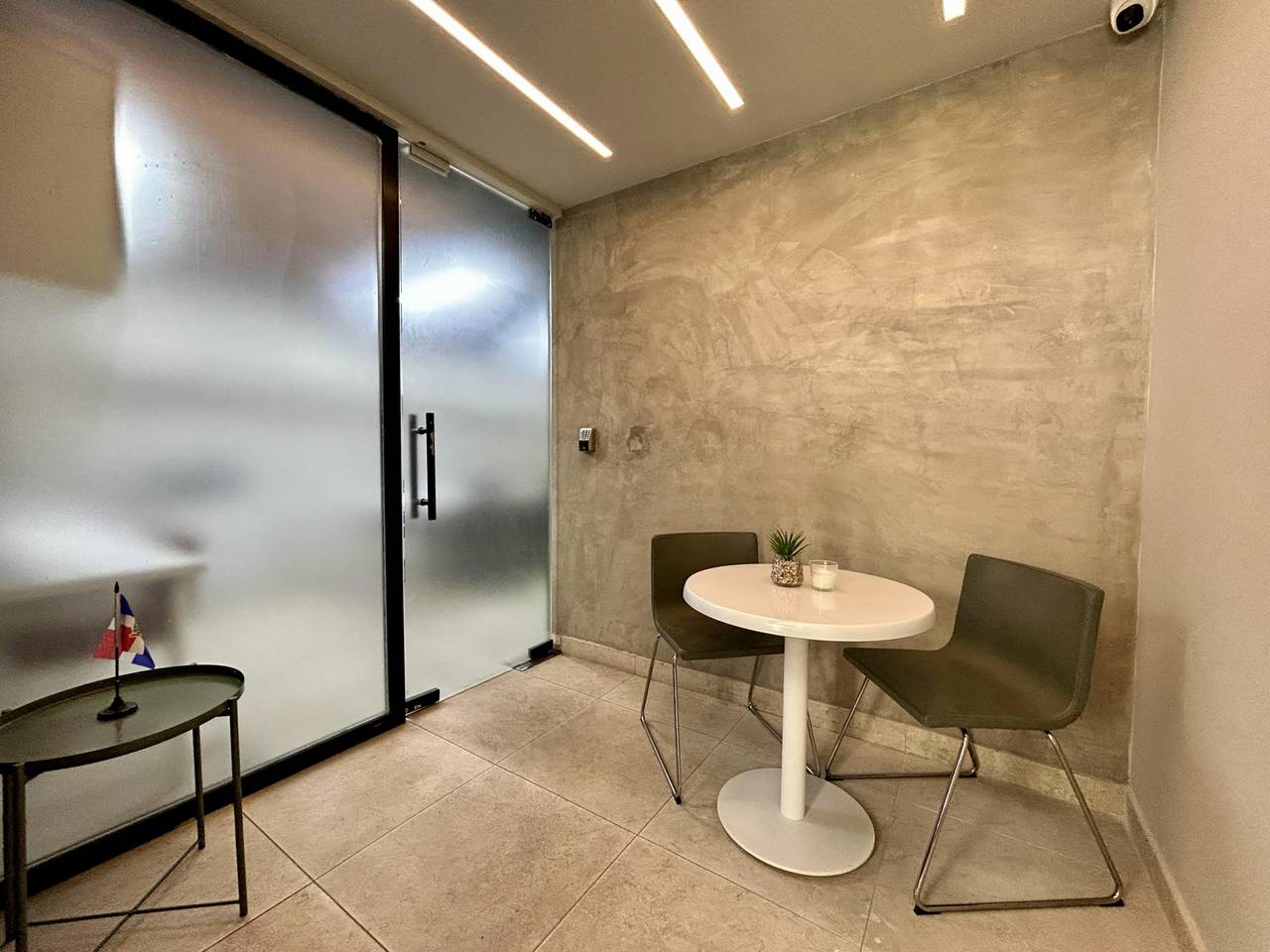 oficinas y locales comerciales - Oficina equipada en venta  8