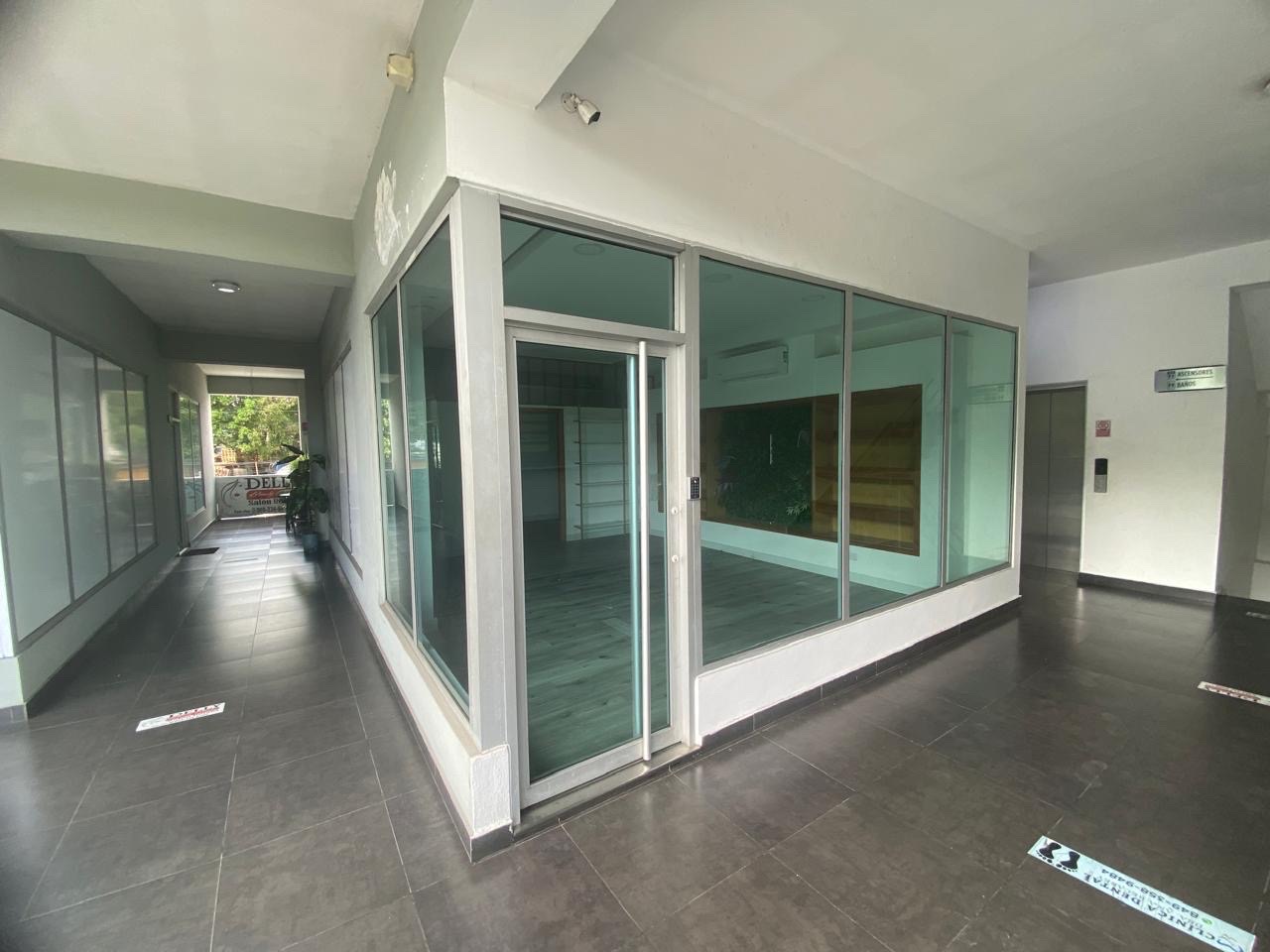 oficinas y locales comerciales - local comercial  1