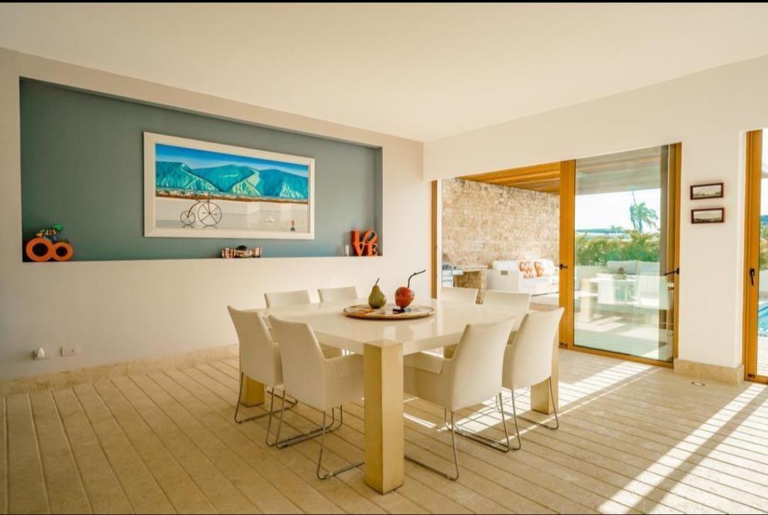 casas vacacionales y villas - Vendo Lujosa Villa en La Marina Punta Cana 5