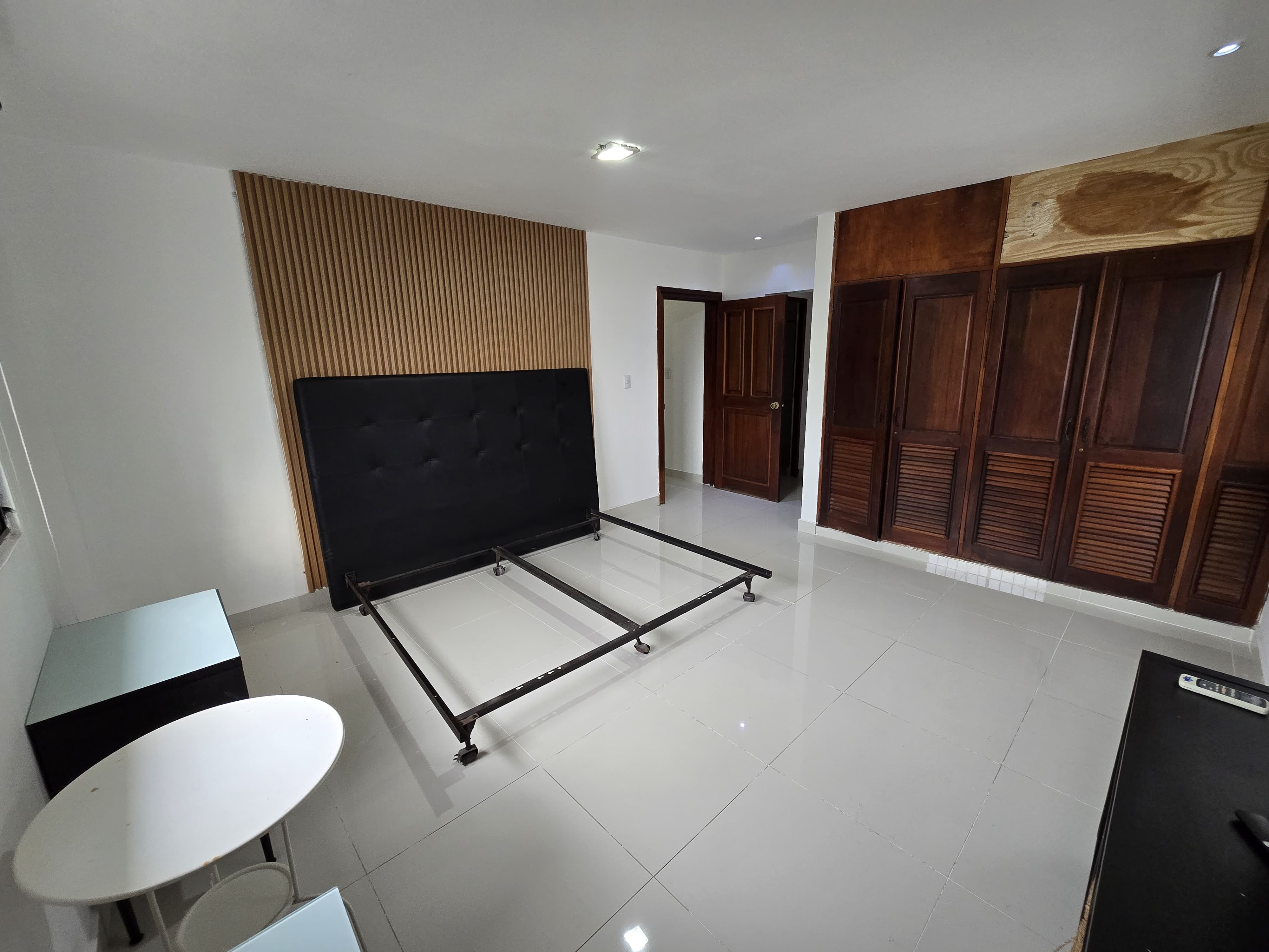 apartamentos - Apartamento Amplio Cesar Nicolas Penson 5