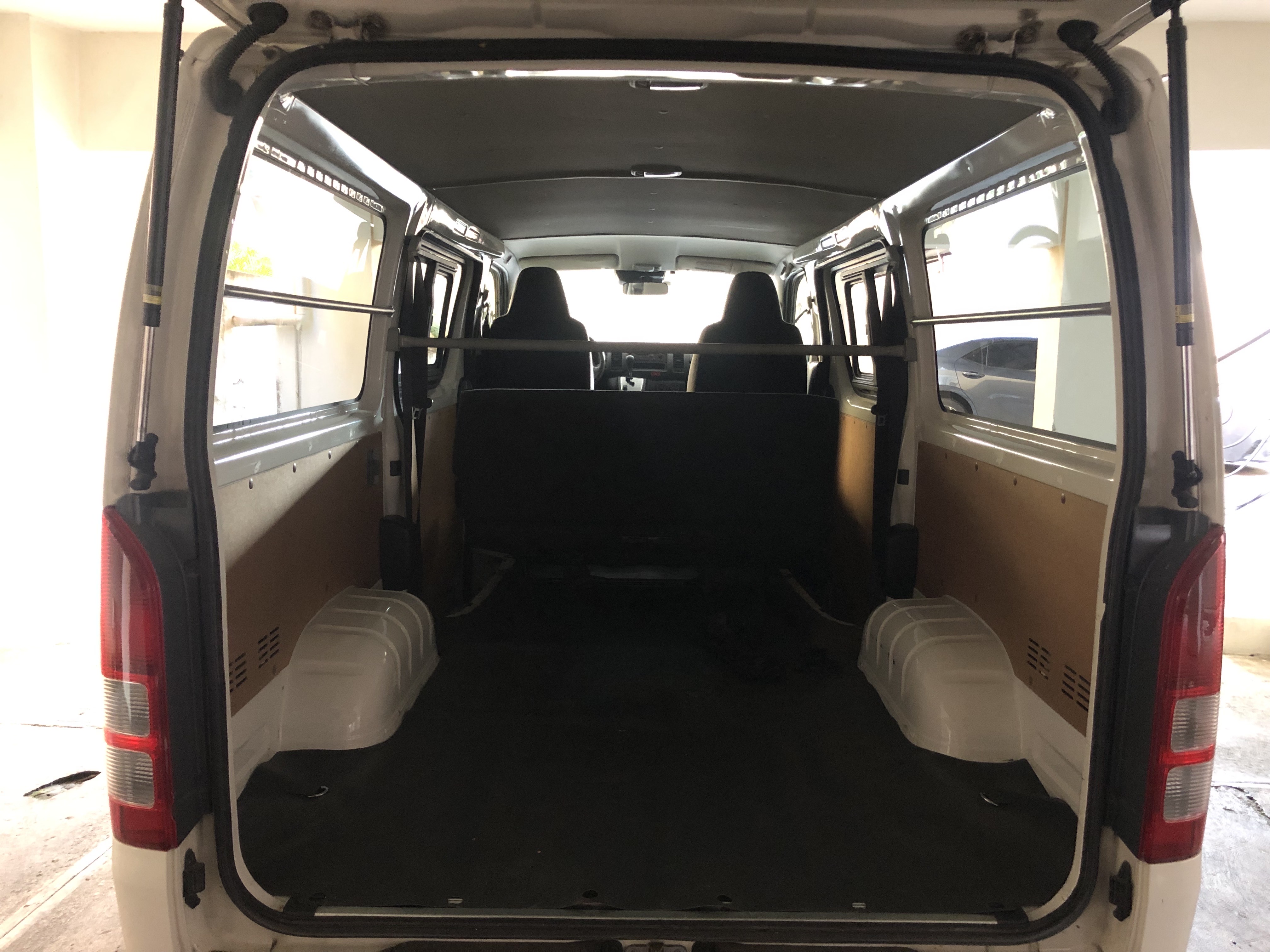 otros vehiculos - Toyota Hiace 2019 4x4 dissel en oferta 9