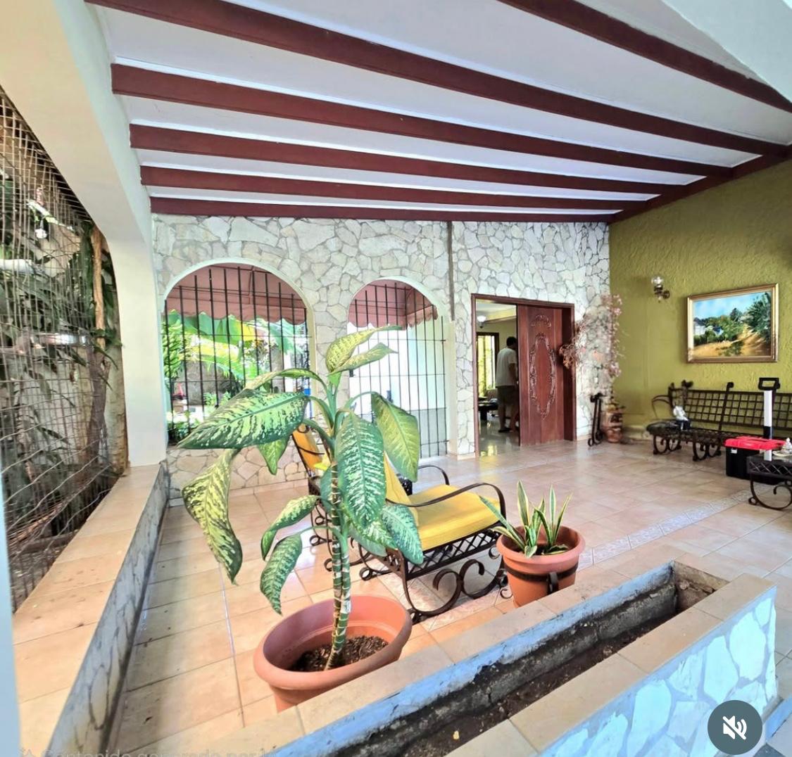 casas - Venta de casa en el millón  6