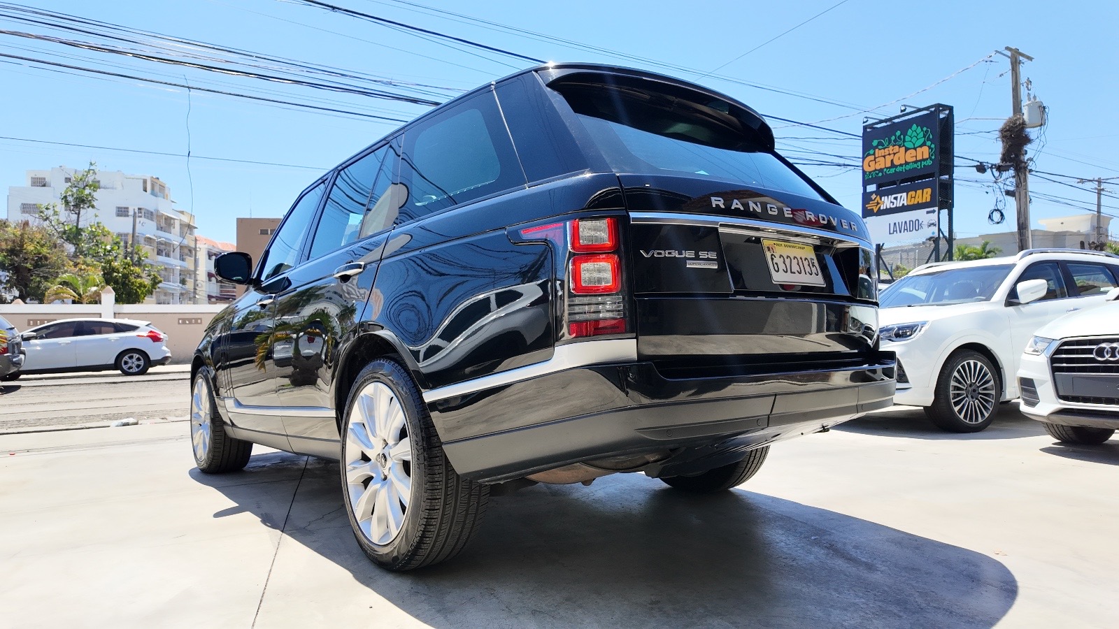 jeepetas y camionetas - LAND ROVER RANGE ROVER VOGUE 2014 1
