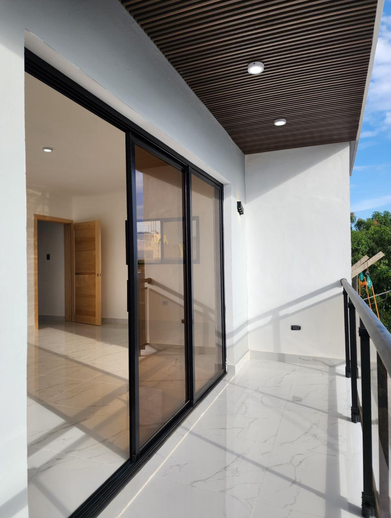 casas - venta de casa de lujo con piscina en la autopista de san isidro Santo Domingo  1