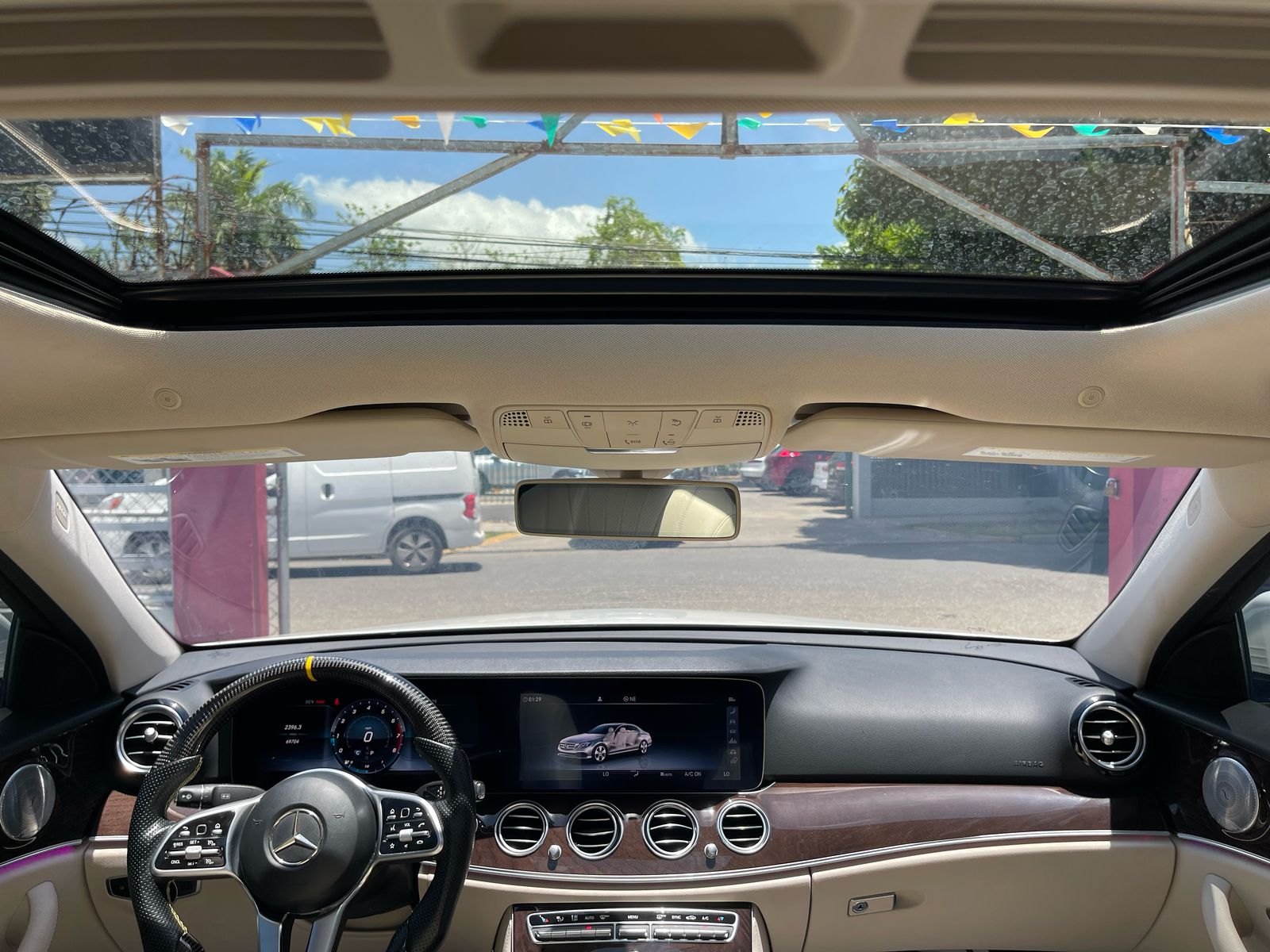 carros - Mercedes Benz E350 4Matic 2020 Clean Carfax 8