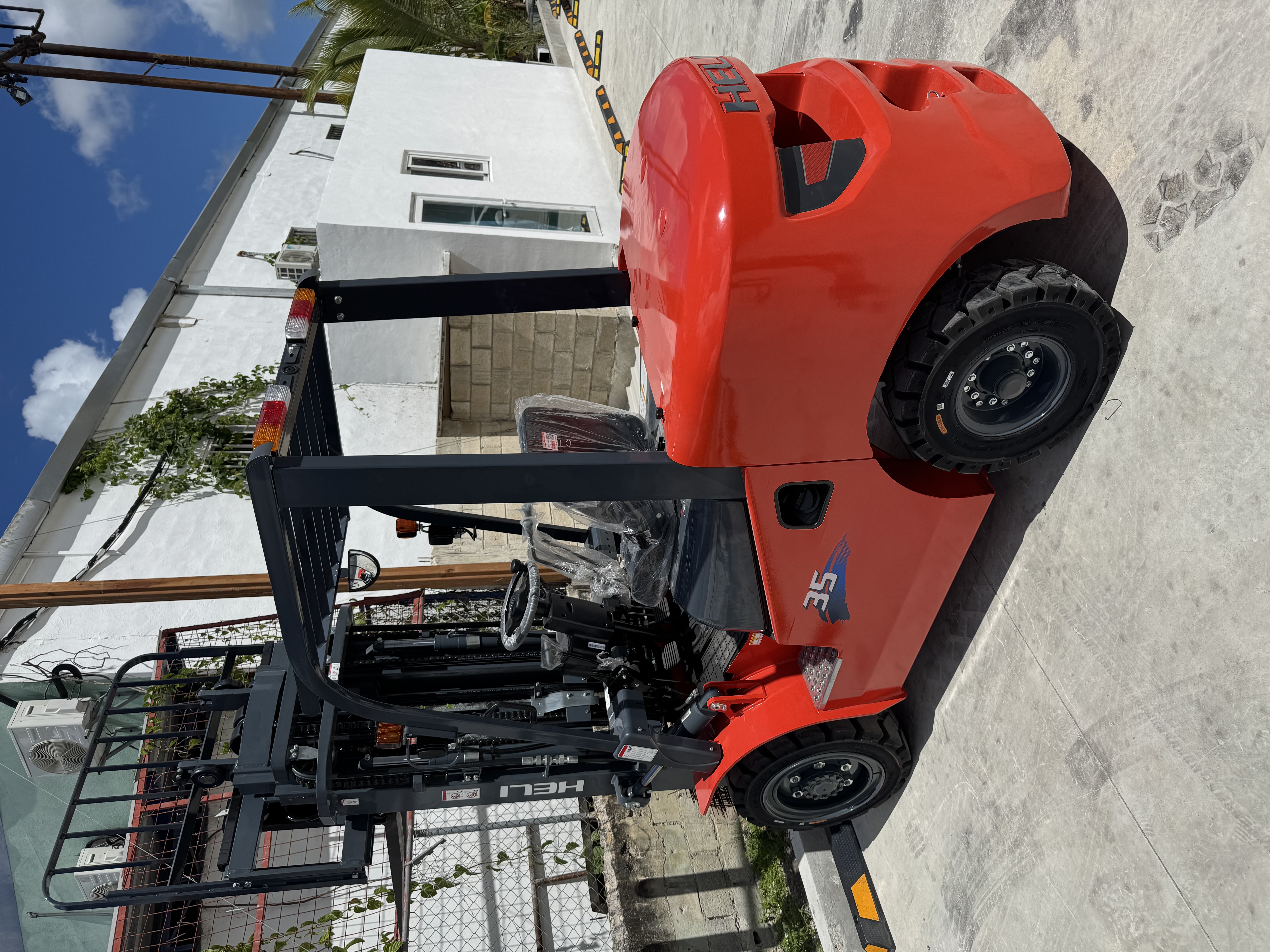 otros vehiculos - Montacarga HELI 3.5ton Diesel 3