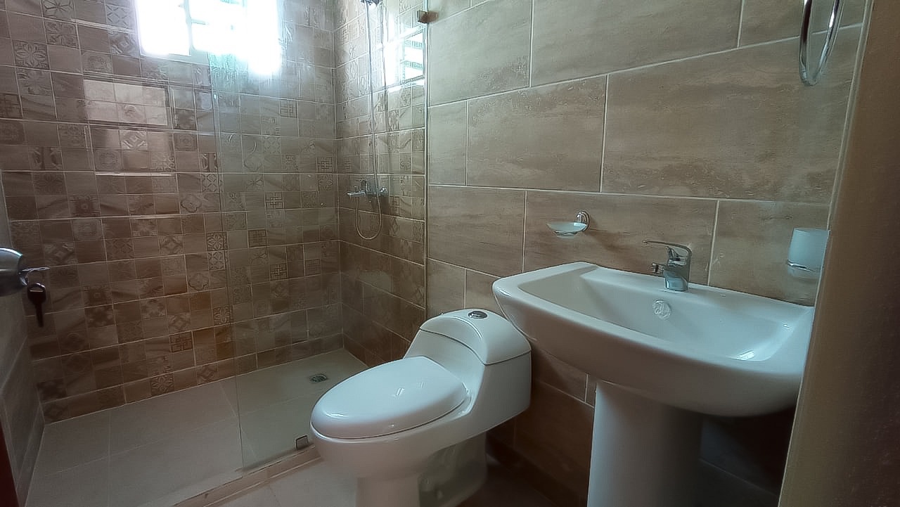 casas - Casa en San Isidro próximo a la Av. Ecológica  4